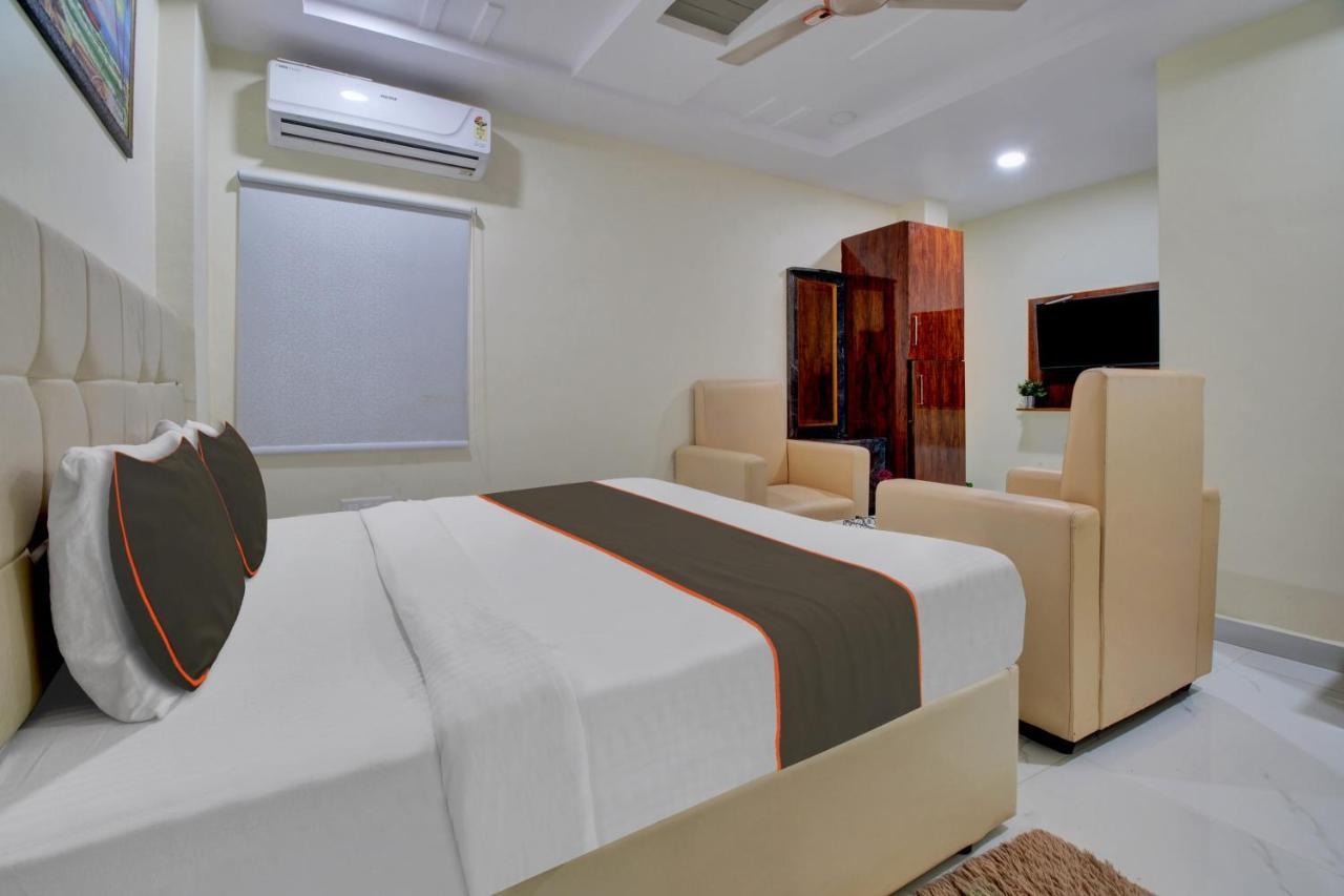 Collection O Hotel Mango Tree Khammam Exterior foto