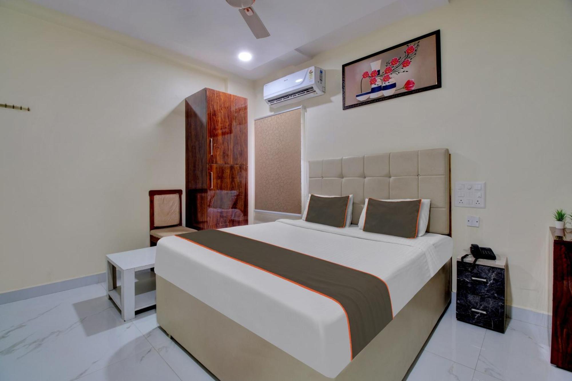 Collection O Hotel Mango Tree Khammam Exterior foto