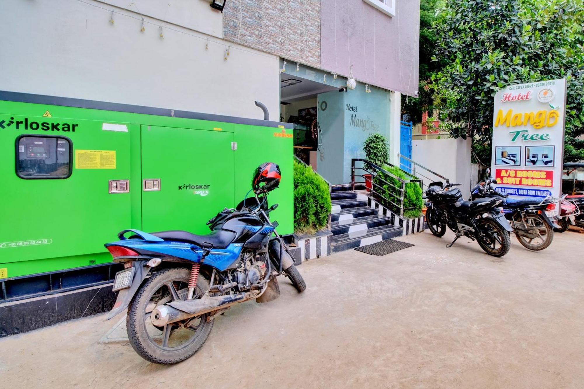 Collection O Hotel Mango Tree Khammam Exterior foto